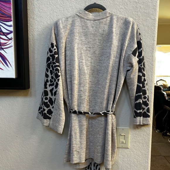 Cullen Animal Print Cardigan with Belt. NWT - Picture 5 of 6
